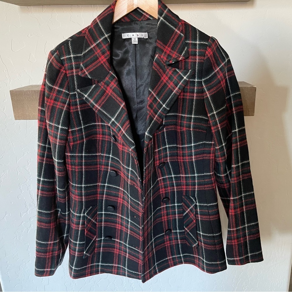 Cabi Women’s Plaid/Tartan Wool Blend Peacoat with buttons, size 0•••